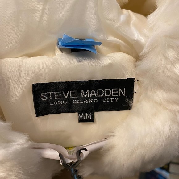 Faux fur hooded jacket - Picture 4 of 4